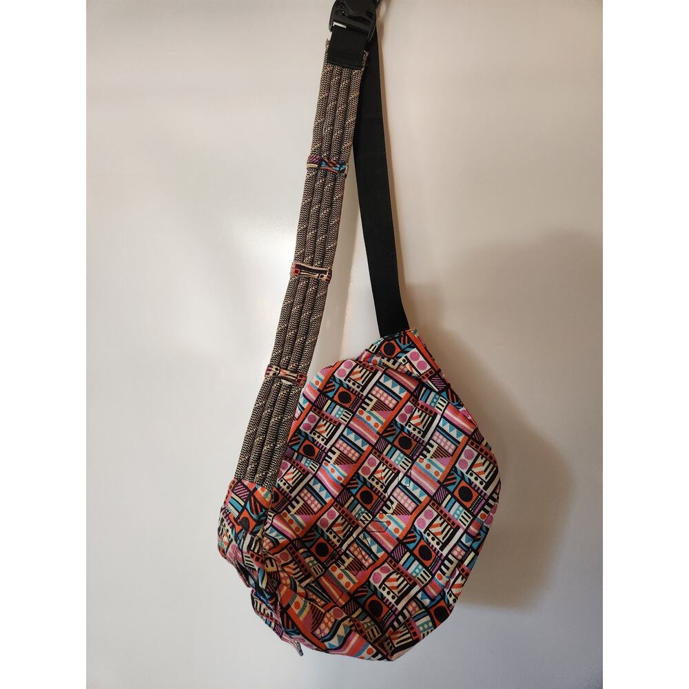 KAVU Original Rope Sling Bag Crossbody Hiking Backpack Aztec Geometric Pattern - Picture 3 of 3